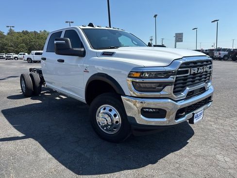 New 2026 RAM 3500 Tradesman image 7