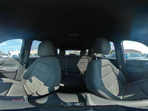 Used 2025 Chevrolet Equinox LT FWD image 42