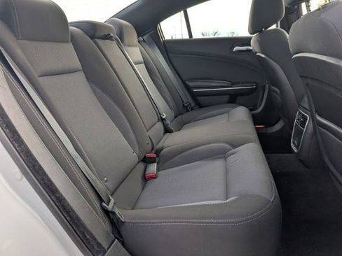 Used 2015 Dodge Charger SE w/ Power Sunroof Group image 19