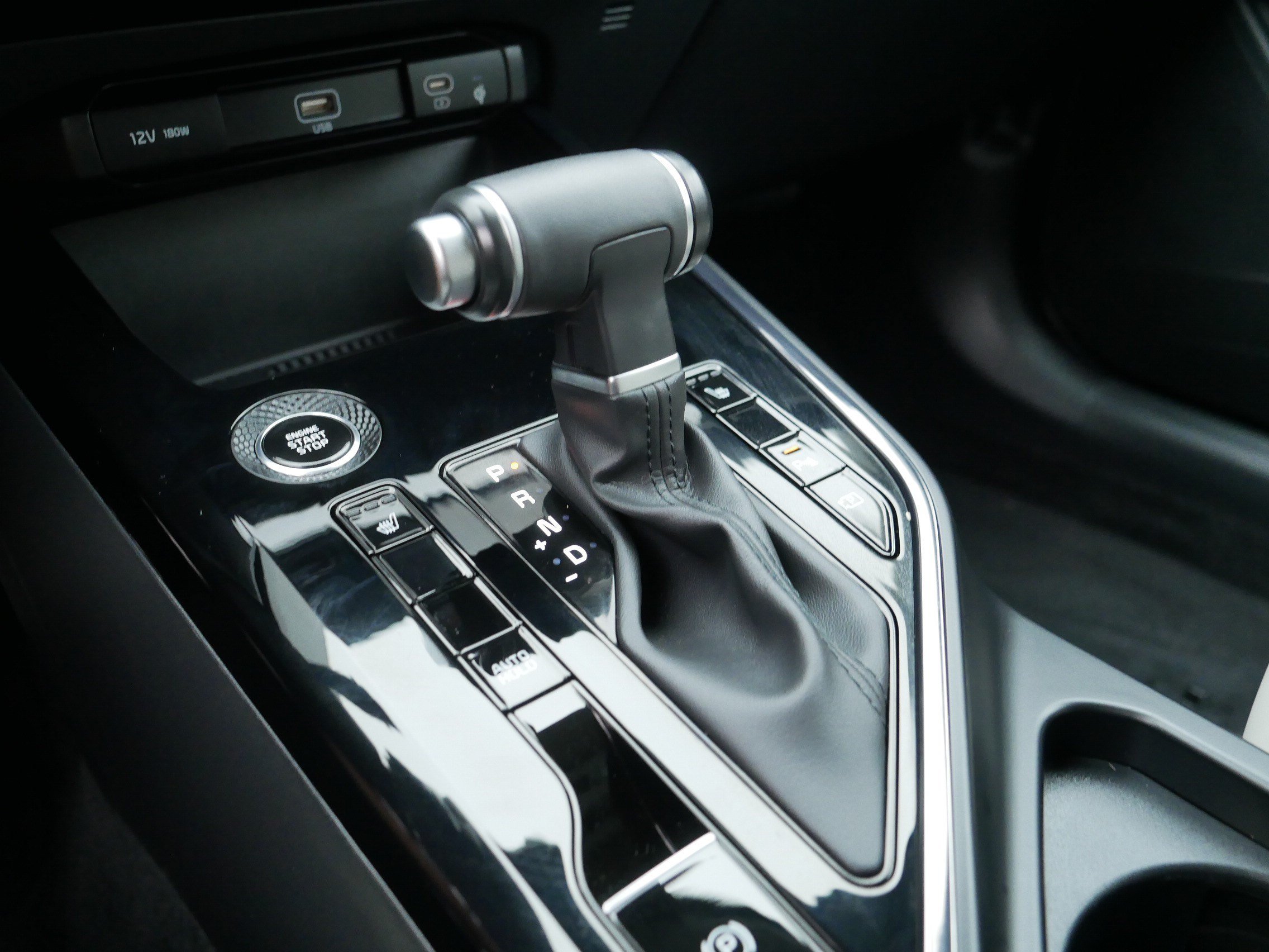 Certified 2025 Kia Niro EX Touring FWD image 24