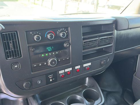 Used 2013 Chevrolet Express 2500 w/ Cold Climate Package RWD image 23