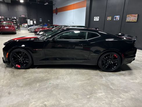 Used 2022 Chevrolet Camaro LT w/ Redline Edition image 5