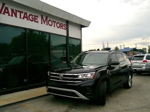 Used 2023 Volkswagen Atlas SE AWD/4WD image 1
