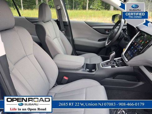 Used 2025 Subaru Legacy Premium AWD/4WD image 11