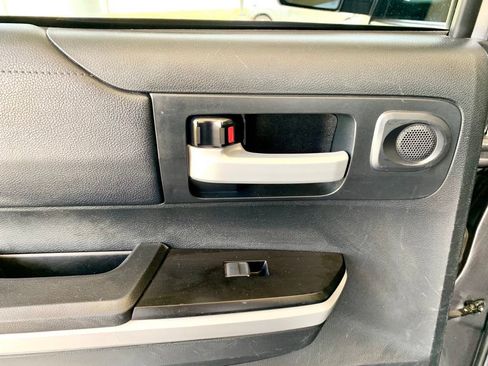 Used 2021 Toyota Tundra SR5 RWD image 19