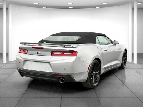 Used 2017 Chevrolet Camaro LT image 7