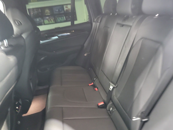 Used 2019 BMW X3 sDrive30i w/ Driving Assistance Package RWD image 6