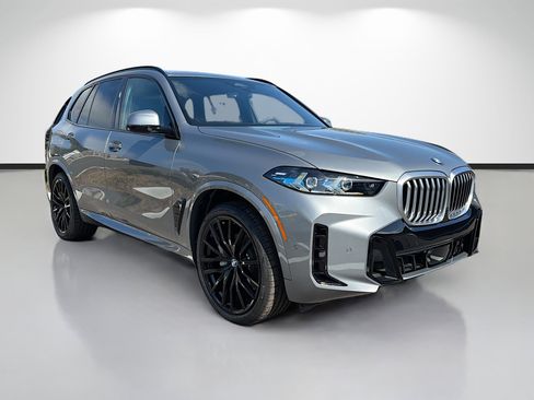 New 2026 BMW X5 sDrive40i w/ M Sport Package RWD image 1