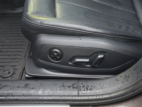 Used 2017 Audi A4 2.0T Premium Plus w/ Premium Plus Package image 13