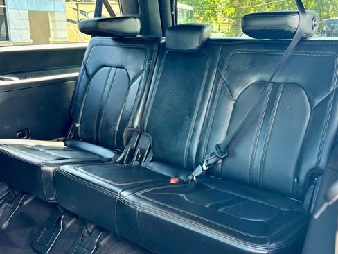 Used 2019 Ford Expedition Max Limited w/ Texas Edition Package image 21
