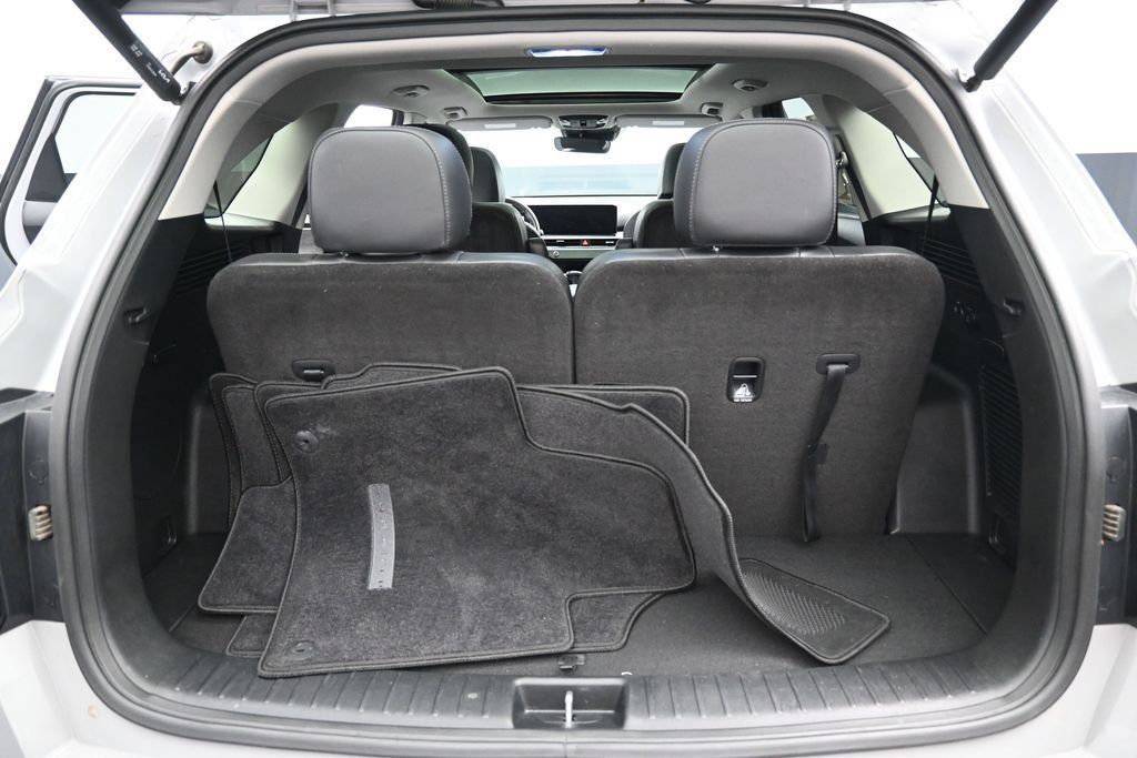 Used 2025 Kia Sorento SX AWD/4WD image 36