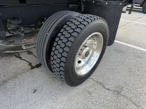 Used 2021 Ford F550 2WD Regular Cab Super Duty image 16
