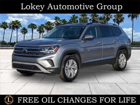 Certified 2023 Volkswagen Atlas SE image 1