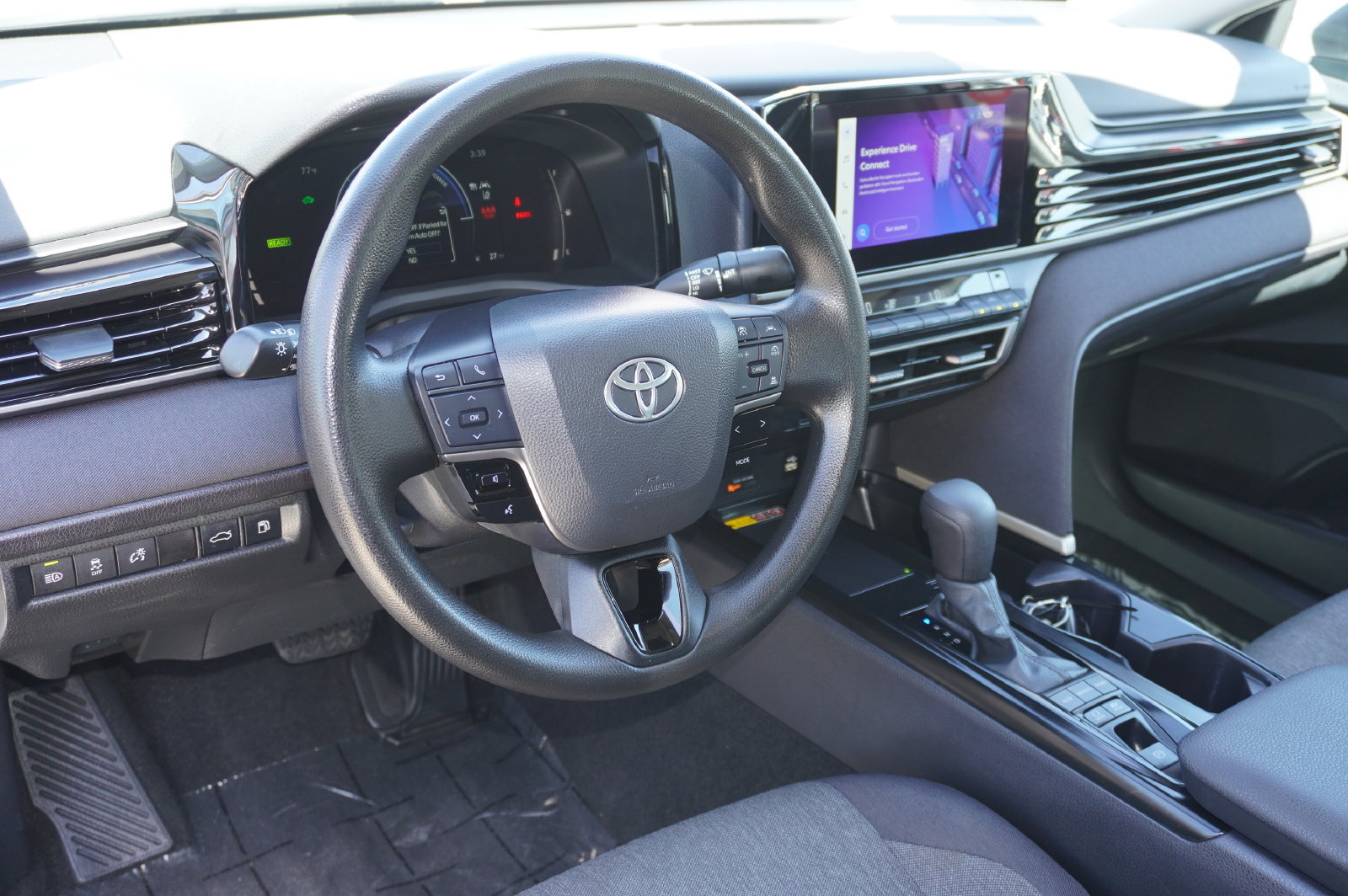 Certified 2025 Toyota Camry LE FWD image 11