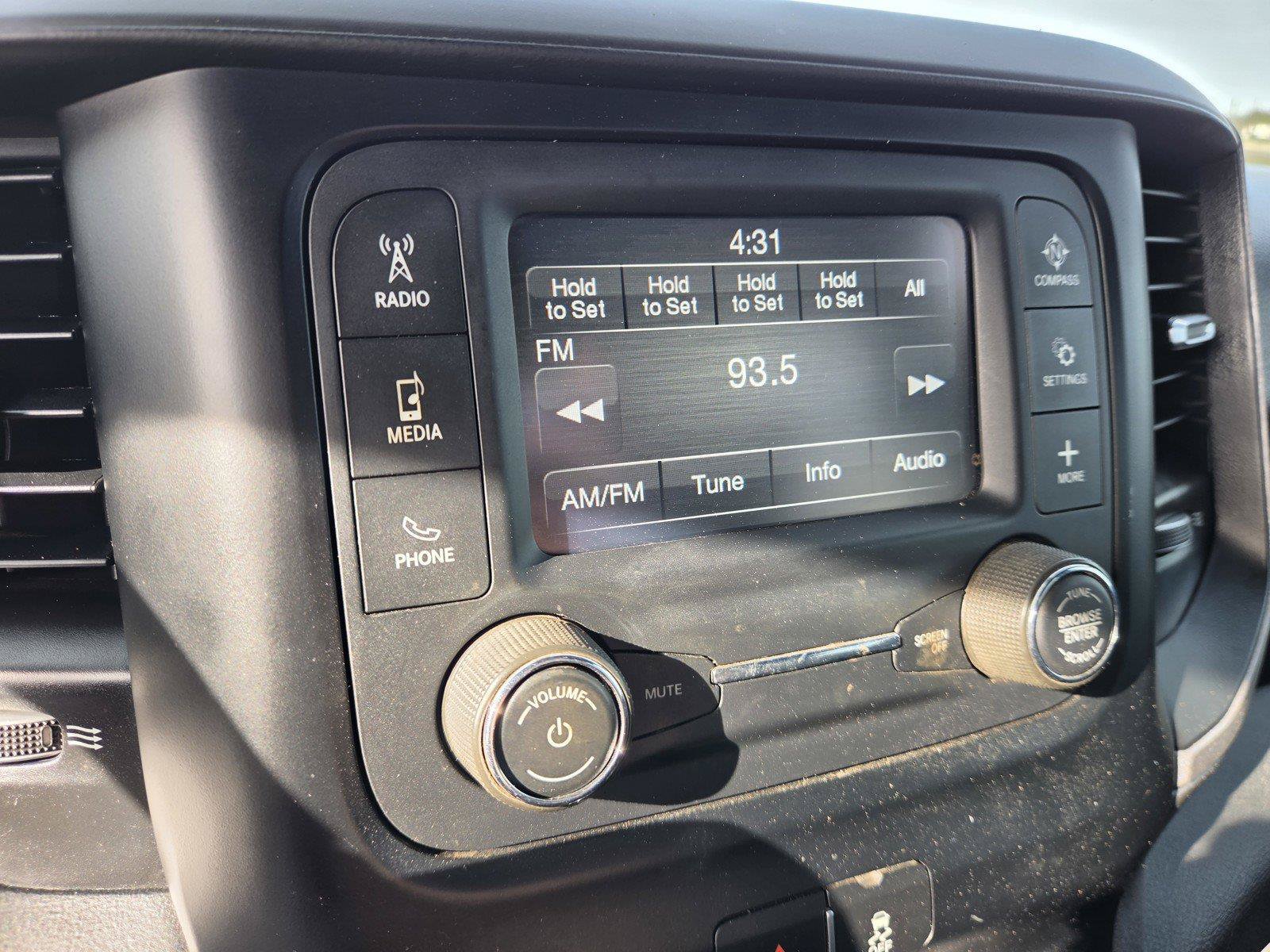 Used 2024 RAM 3500 Tradesman w/ Chrome Appearance Group AWD/4WD image 22