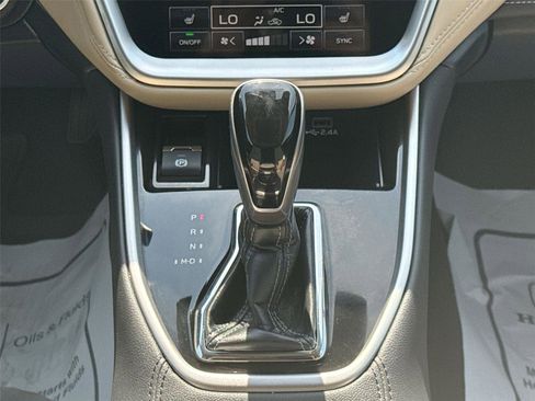 Used 2024 Subaru Outback Limited AWD/4WD image 29