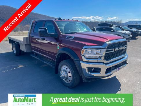 Used 2024 RAM 5500 Tradesman w/ Chrome Appearance Group image 1
