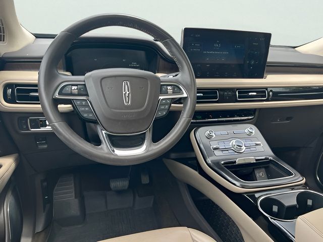 Used 2021 Lincoln Nautilus Reserve w/ Cargo Utility Package FWD image 17