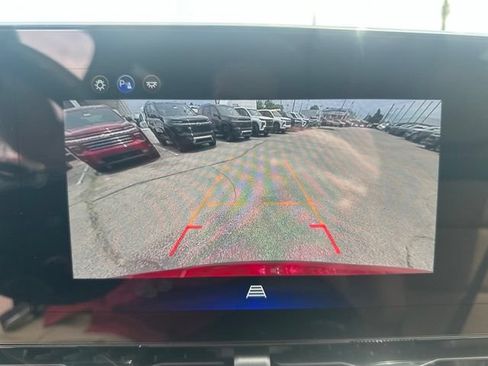 New 2026 Chevrolet Equinox ACTIV w/ Convenience Package III FWD image 24