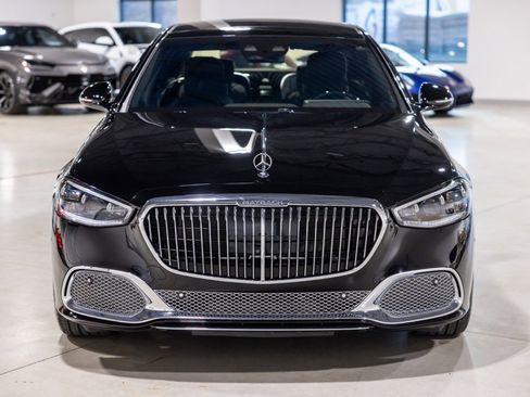 Used 2024 Mercedes-Benz Maybach S 680 4MATIC image 11