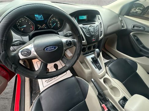 Used 2012 Ford Focus SE FWD image 31
