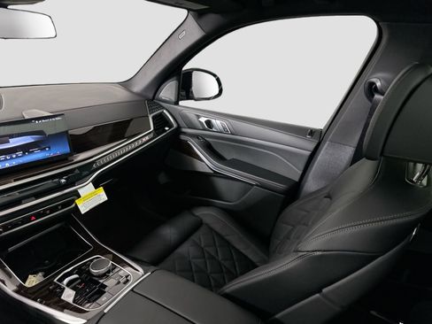 New 2026 BMW X5 xDrive40i w/ M Sport Package image 25