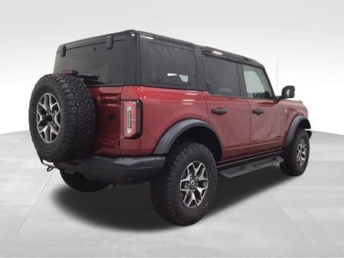 New 2025 Ford Bronco Badlands image 3