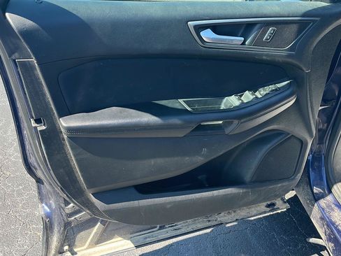 Used 2016 Ford Edge SE FWD image 18