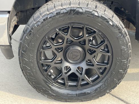 Used 2023 Ford F150 XLT AWD/4WD image 35