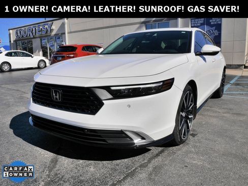 Used 2024 Honda Accord Touring image 1