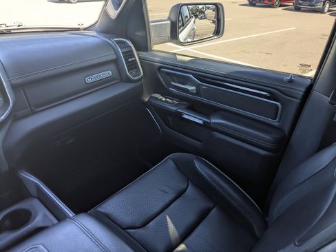 Used 2021 RAM 1500 Laramie w/ Sport Appearance Package image 17