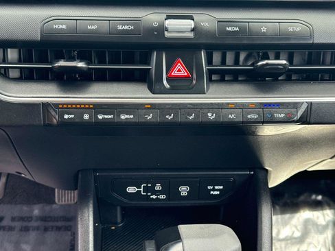 Used 2025 Kia K4 LXS image 23