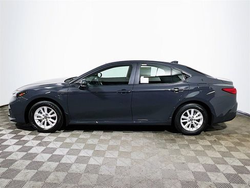 New 2026 Toyota Camry LE image 5