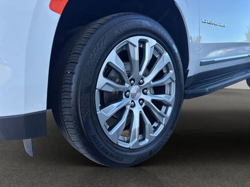 Used 2023 GMC Yukon Denali image 31