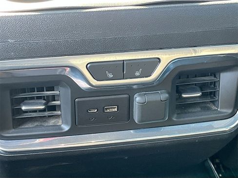 Used 2019 Chevrolet Silverado 1500 High Country w/ High Country Premium Package image 27