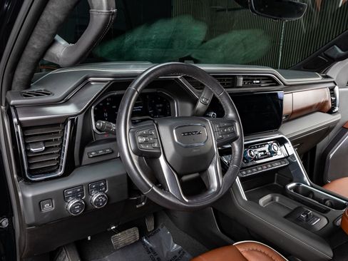 Used 2024 GMC Sierra 2500 Denali Ultimate w/ Max Trailering Package image 17