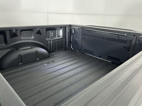 New 2025 Ford F150 Platinum w/ Equipment Group 703A Plus image 9