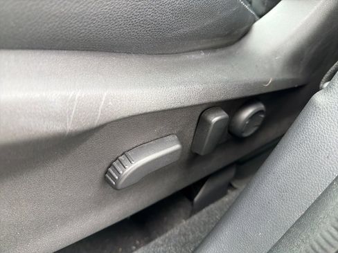 Certified 2023 Subaru Forester Premium image 26