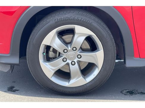 Used 2017 Honda HR-V LX image 10