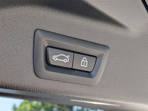 Used 2022 BMW X5 xDrive45e w/ Executive Package image 31