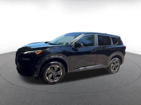 Used 2025 Nissan Rogue SV FWD image 8