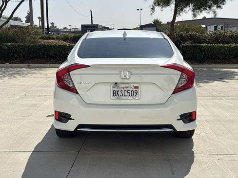 Used 2019 Honda Civic EX-L image 4