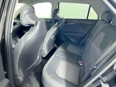 Certified 2024 Kia Niro LX FWD image 25
