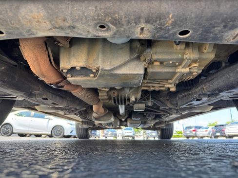 Used 2017 GMC Acadia SLE AWD/4WD image 13