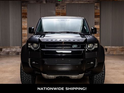 Used 2025 Land Rover Defender 130 X image 4