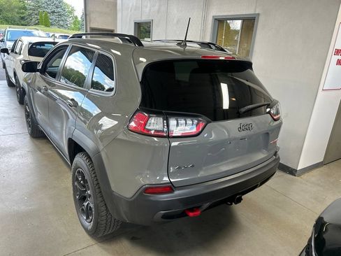 Used 2022 Jeep Cherokee Trailhawk w/ Trailer Tow Group AWD/4WD image 6