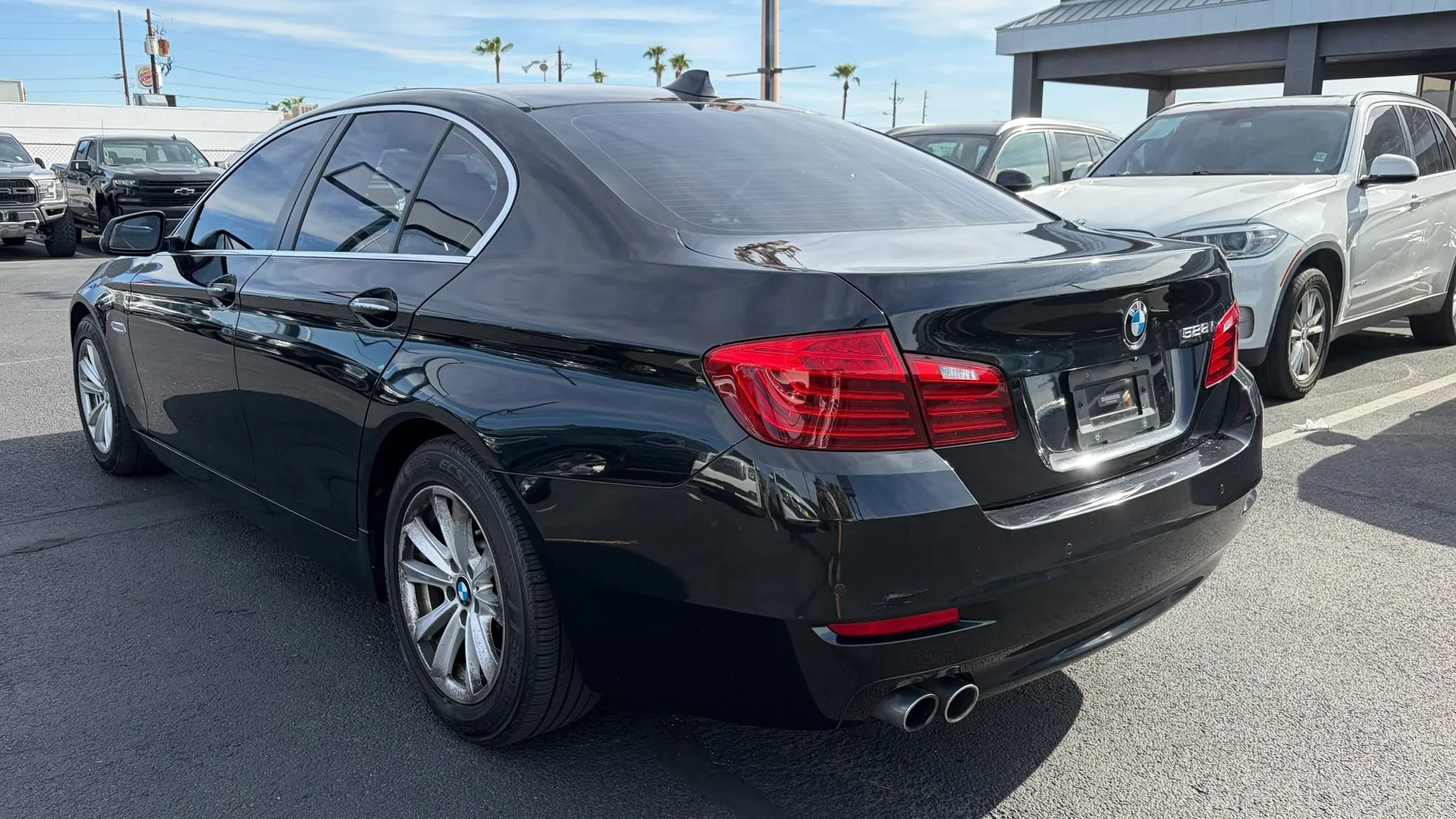 Used 2016 BMW 528i Sedan RWD image 3