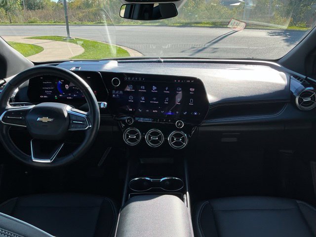 Used 2024 Chevrolet Blazer EV LT AWD/4WD image 21
