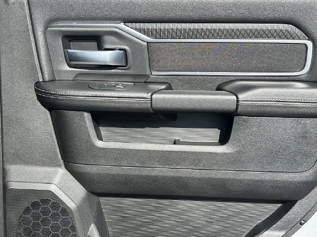 Used 2026 RAM 2500 Big Horn AWD/4WD image 15
