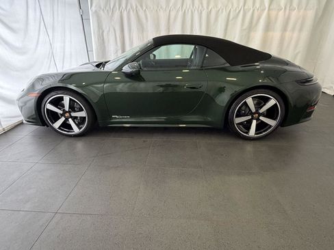 New 2026 Porsche 911 Carrera image 2